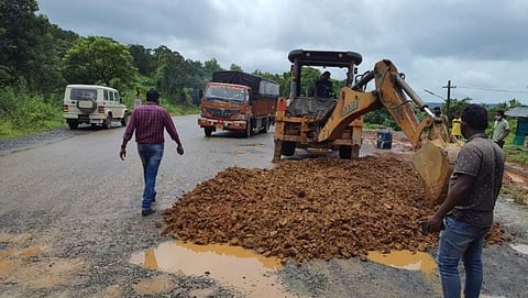 The work of filling the potholes on the national highway in Goa started at war level