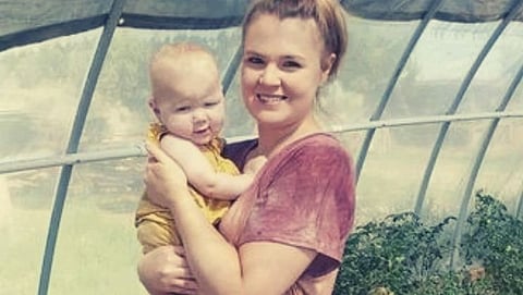 This woman likes to be pregnant, has 11 children at the age of 37