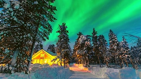 these 6 places on earth where the sun never sets 