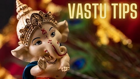 Vastu Tips: गणपती बाप्पांची मनोभावे पूजा करा आणि घरावरील संकटे दूर करा 