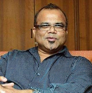  बाणावलीतून (Banavali) काँग्रेसच्या उमेदवारीवर निवडणूक लढविणार अशी गर्जना केली.