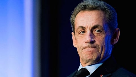फ्रान्सचे (France) माजी राष्ट्राध्यक्ष निकोलस सार्कोझी (Nicolas Sarkozy) यांना 2012 च्या निवडणुकीत अवैध पैसा (Illegal money) वापरल्याच्या कारणास्तव गुरुवारी दोषी धरण्यात आले 