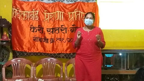 Parra : शाळा- कॉलेजमधील किशोरवयीन मुलींना अपूर्वा प्रभूंचे उपदेशन