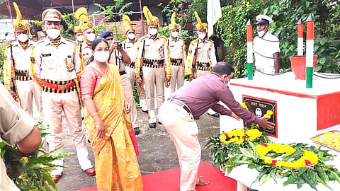 सीआयएसएफ युनिट एमपीटी गोवा येथे पोलीस स्मृतिदिन साजरा करण्यात आला