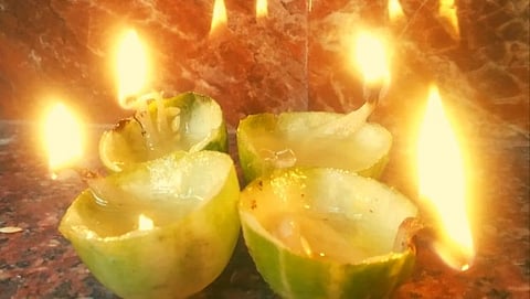 कारिटांच्या पणत्या