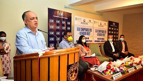 गोवा शिपयार्ड लिमिटेड, सीआयआय, गोवा यांच्या संयुक्त एक दिवसीय विक्रेता मेळाव्याचे उद्घाटन करताना गोवा सरकारच्या उद्योग, व्यापार आणि वाणिज्य संचालिका श्रीमती श्वेतिका सचन आयएएस, सीएमडीई बीबी नागपाल, जीएसएलचे अध्यक्ष आणि व्यवस्थापकीय संचालक, सीएमडीई बीके मुंजाल, सल्लागार जीईएम आणि श्री अतुल जाधव, सीआयआय गोवा राज्य परिषदेचे अध्यक्ष उपस्थित होते.