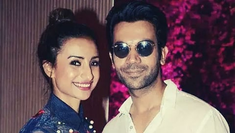 Rajkumar Rao wore a ring to Patralekha sitting on his knees