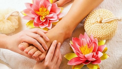 जर तुमचे हात आणि पाय सुन्न पडत असेल तर ही बातमी नक्की वाचा 