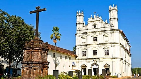 Beginning of construction of illegal project in Old Goa 