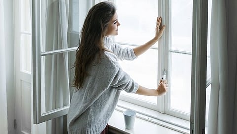Vastu Tips: If there is a window in this direction, there will be no shortage of money