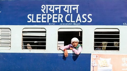 Indian Railways on alert mode regarding Omicron these preparations are for emergency 
