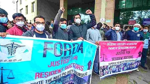 Resident doctors continue to protest, demand to withdraw cases filed against colleagues