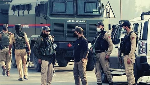 Jammu Kashmir police will use bullet proof vehicles says Kashmir police IGP  Vijay Kumar