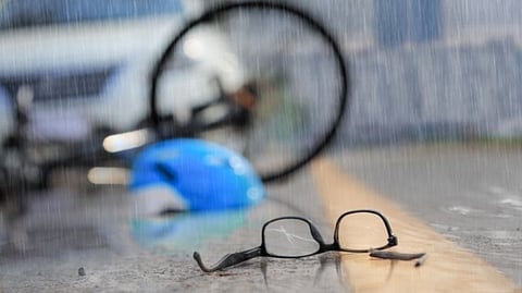 car hit them both in goa