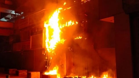Fire broke out in shop in shopping complex in Vasco 