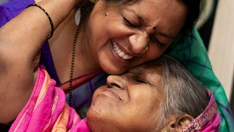 सिंधुताई आपल्या लेकीबरोबर 