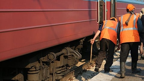 Railway Workers 