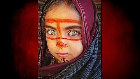 A photo of green eyes girl