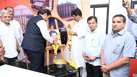 Sadanand Shet Tanavade and Devendra Fadnavis 