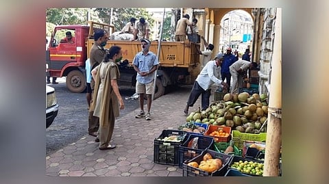Action against illegal sale on roads 