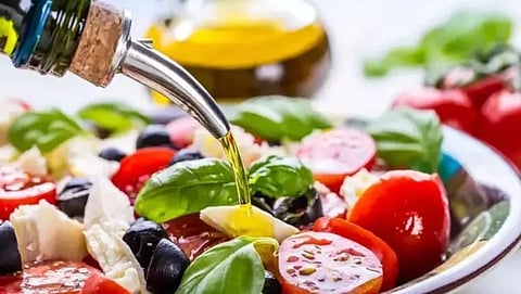 cooking oils are root of many types of cancer is there food from them even in your home