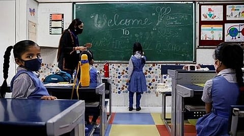 Maharashtra School