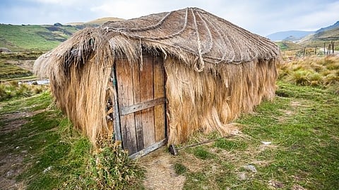 House number obtained by erecting huts at Keri 