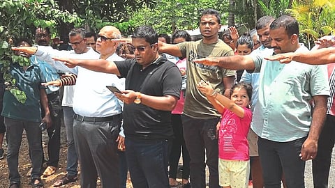 Digambar Kamat Taking Oath for Sal River