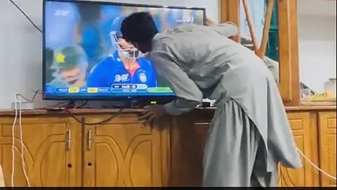 Afghan Fans