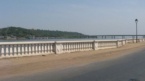 Mandovi Bridge
