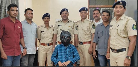 साळगाव येथे एक किलो गांजासह पश्चिम बंगाल येथील युवकाला अटक 

