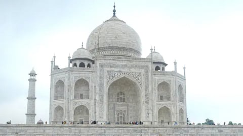  Taj Mahal 