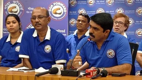 Lyndon Parreira with Vijai Sardesai  