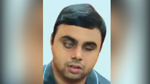  Akshay Bhangle