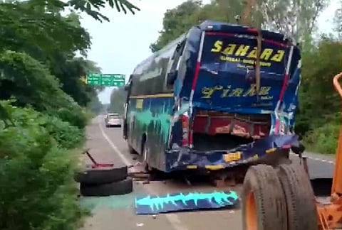 गोव्याला येत असताना नेपाळ येथील मजूरांचा अपघात, चारजण जागीच ठार 
