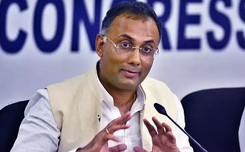 Goa:'धोका अन् निर्लज्जपणाचा कळस'; दिनेश गुंडूराव यांची बंडखोर आमदारांवर आगपाखड 
