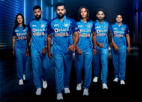 Team India New Jersey: T20 विश्वचषकासाठी भारतीय संघाच्या नव्या जर्सीचे अनावरण 
