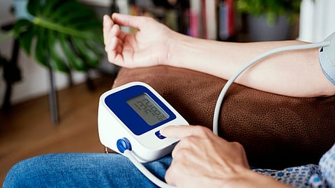 काय आहे Dash Diet? उच्च रक्तदाब नियंत्रणात ठेवण्यासाठी करतो मदत; जाणून घ्या तज्ञांचा सल्ला