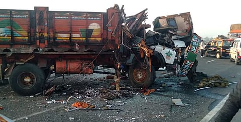 Nashik Accident Video | Shirdi Bus Accident 
