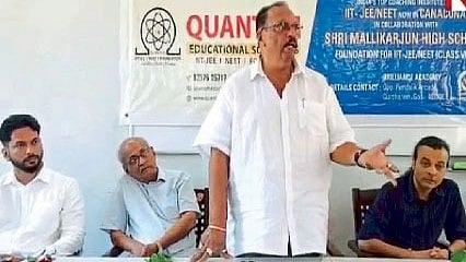 Rajendra Desai speaking at the inauguration of the training centre.