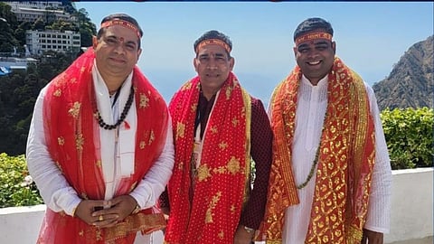 Goa MLA In Vaishno Devi Temple