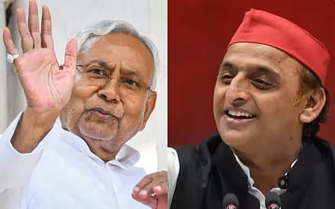Nitish Kumar And Akhilesh Yadav