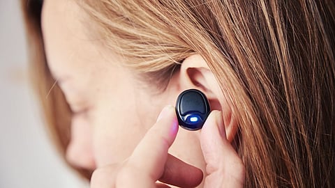 Earbuds 