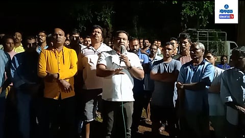 Bhoma villagers