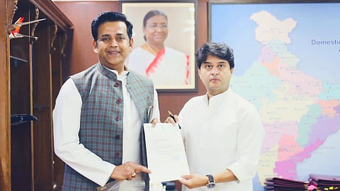 Ravi Kishan Demands Gorakhpur To Goa Flight: