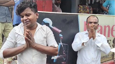 Gold theft caught and bitten at Saligao 