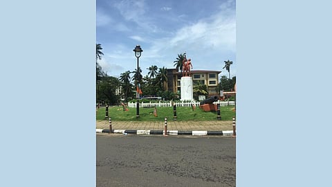 Goa : मिरामार पुतळ्याजवळील फलक हटविला 