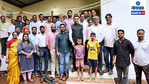 CM Sawant Handed over 4 houses to extreamly needy people 