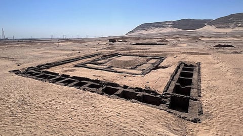 Egypt First Female Pharaoh Researchers Found 5000 Year Old Wine