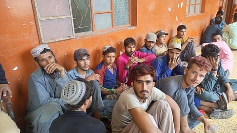 Pakistanis started expelling refugee Afghan students from schools.